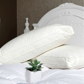 OEM الرقبة Heathy أسفل وسادة الريش إدراج مع 2 - 4CM الأبيض بطة الريشة بطانة